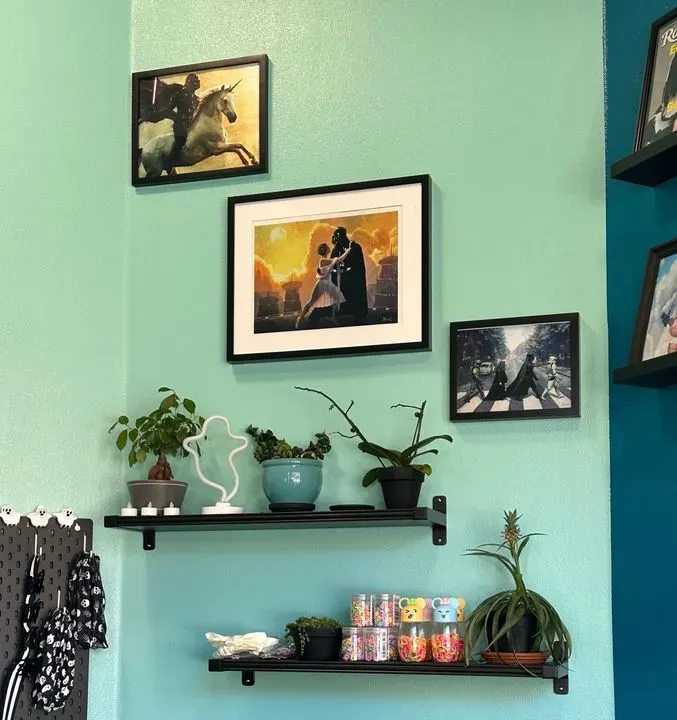 https://cdn.salonspotlight.com/photos/AYMEr79Of457vbLqGSJ9/8601bf8c-38be-40ba-ad6d-8b25ad065c97_720x720