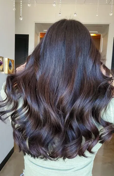 https://cdn.salonspotlight.com/photos/AZ3TnarTwmMb57JxTkDP/88877d1c-2305-4278-af21-4126822a0f46_720x720