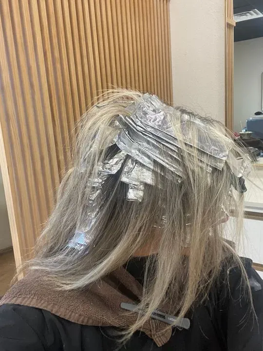https://cdn.salonspotlight.com/photos/AhcgWKDqAKsskihHfrQd/334d32d9-8283-4ddc-b32d-5a2b7fc1cd72_720x720
