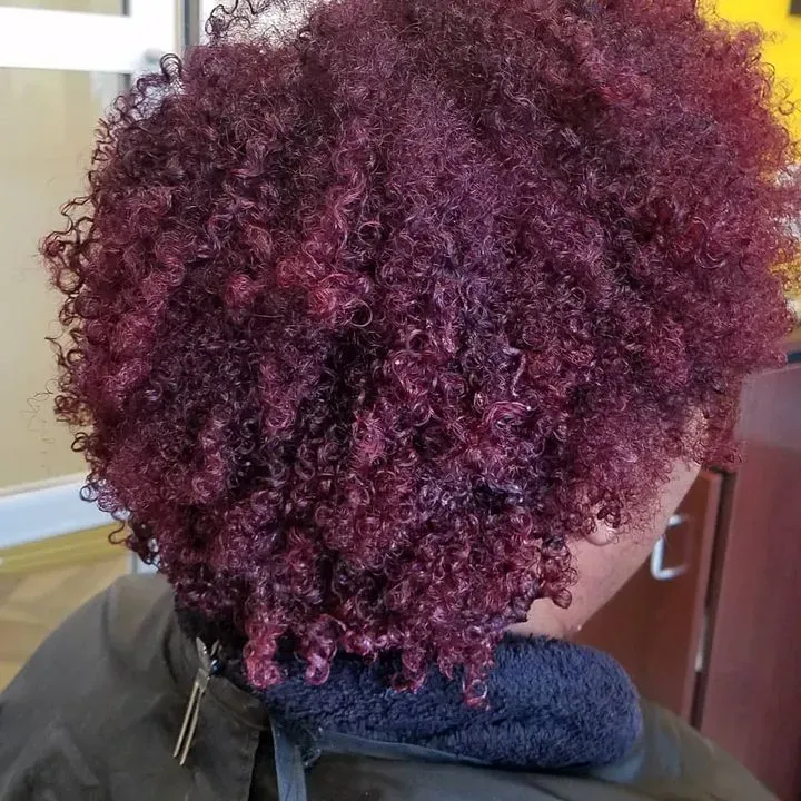 https://cdn.salonspotlight.com/photos/AkyxsEz1J5gzL5T62Tvu/08fa082c-c507-4fe5-a785-f5c227a241aa_720x720
