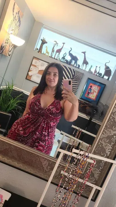 https://cdn.salonspotlight.com/photos/AlcysmNerbkqveVnycrs/7355a441-d30f-4368-b4a3-9606ac7a7174_720x720