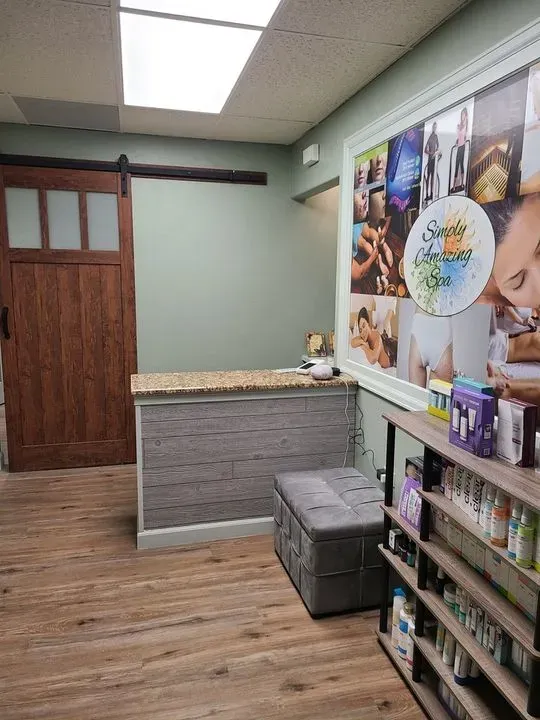 https://cdn.salonspotlight.com/photos/AnpE2yt0FRLdGoaVnvdU/53b4a4dc-2e17-4879-9e3b-cbd81525e2ed_720x720