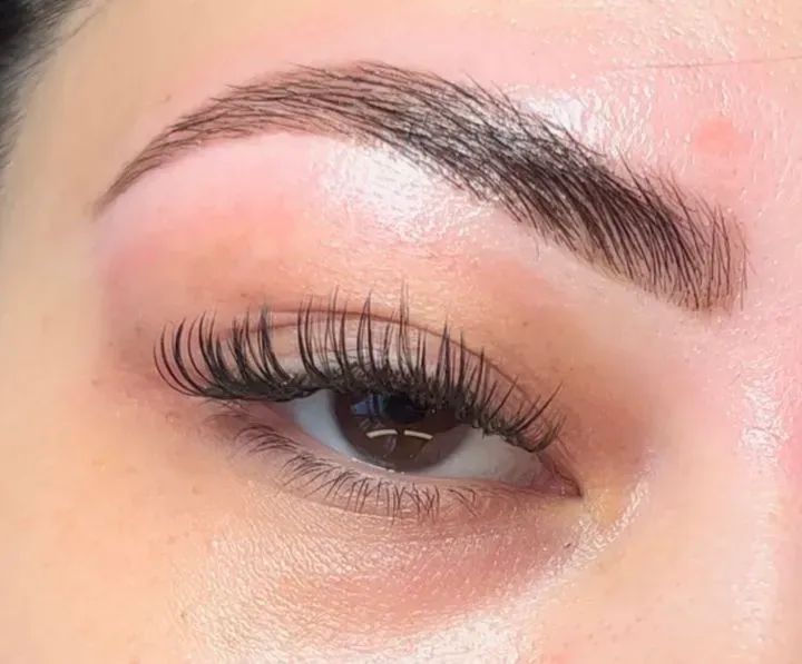 https://cdn.salonspotlight.com/photos/ApVxltf7dHTKQtxf8rwP/dc481bb3-c8d8-4921-a9da-9c6a78f37160_720x720