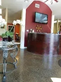 https://cdn.salonspotlight.com/photos/AwTn13lPGnwlTqDv9exj/1269a346-3b27-4bdf-a750-145eb282892e_720x720