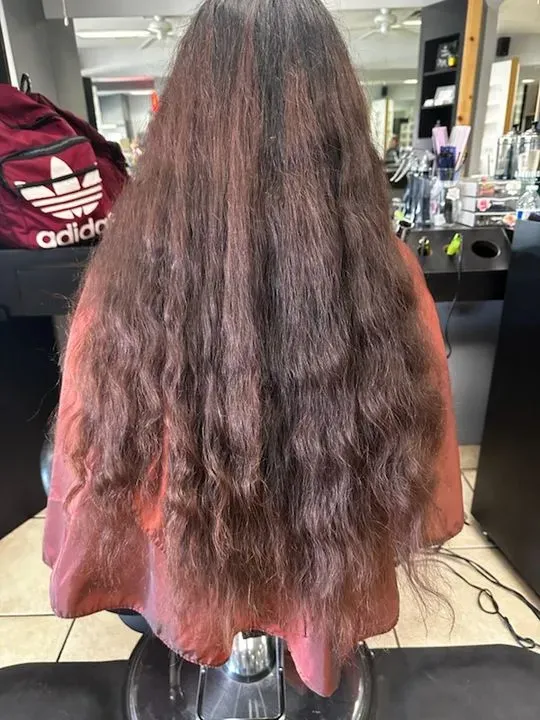 https://cdn.salonspotlight.com/photos/AybQ1QsBWSZY9T7bKPcg/48b8a978-121b-4562-93c1-d35212b9342c_720x720
