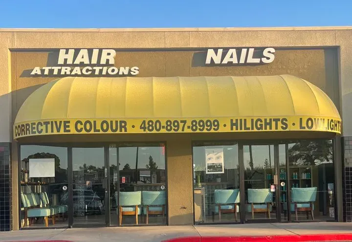 https://cdn.salonspotlight.com/photos/AybQ1QsBWSZY9T7bKPcg/66b27b2e-f72b-4188-b6d4-12445994a70f_720x720