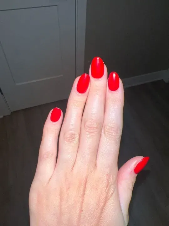 https://cdn.salonspotlight.com/photos/AzBcTymRe3sTN5XMHdZJ/5c1b6e99-5765-4c69-94a8-6d542f94b890_720x720