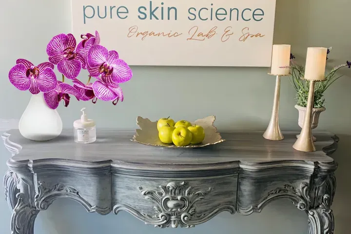 https://cdn.salonspotlight.com/photos/B0aihSTZr3NHNOli5Giz/d5485538-152b-4b43-9048-b8ae233f6fbb_720x720
