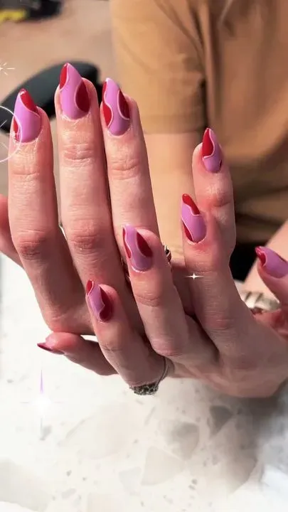 https://cdn.salonspotlight.com/photos/B7Bh4KZqW9fCeYoMttln/ab53191d-0075-4e2c-a8c9-44f28ed1206e_720x720