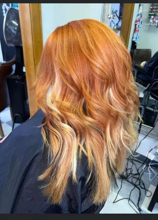 https://cdn.salonspotlight.com/photos/BCLcaQrXz92b9lPLpT4y/9ed9bbe4-4fc2-42f0-bdd0-311885ccc85f_720x720