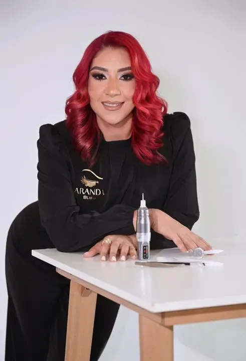 https://cdn.salonspotlight.com/photos/BChhJOZegAUg5WrGdRGH/21f7fc7d-ad99-4720-8b8b-5752f4f18939_720x720