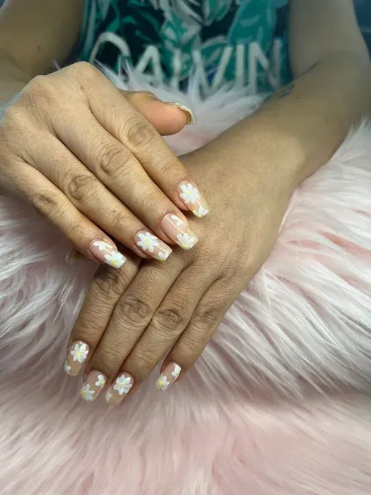 https://cdn.salonspotlight.com/photos/BD5x2ZRDWzi4idJr8D5f/e4e728fe-ac54-4ecd-b526-2f0d268adb69_720x720