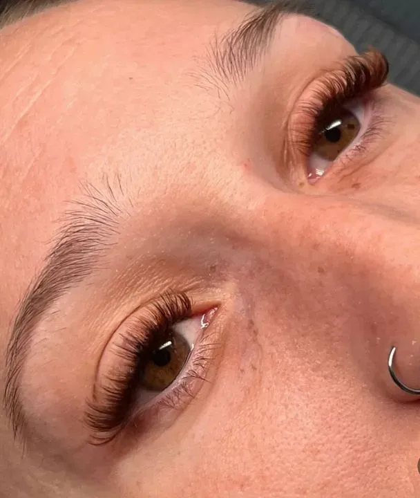 https://cdn.salonspotlight.com/photos/BHvXbqKoXvaC7Y5Np5oD/f08fc970-2833-4046-b702-e662734d5a78_720x720