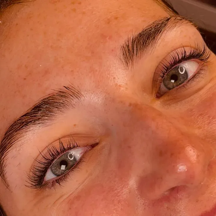 https://cdn.salonspotlight.com/photos/BP1lAMw8ViKqS7pvMgoa/961d66b5-30f8-41cb-909f-b8b238c3d8b6_720x720