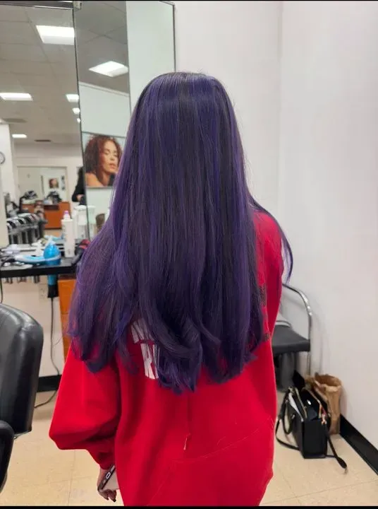 https://cdn.salonspotlight.com/photos/BS0Qbwoyjfx4qtyjEsAG/e6925bcc-31a5-491e-8235-bd3d587f07cc_720x720