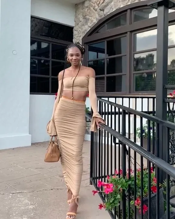 https://cdn.salonspotlight.com/photos/BTOJxQV0XM7L5JkX3r5l/955d3c24-aa53-4226-9bbb-9e7834460967_720x720