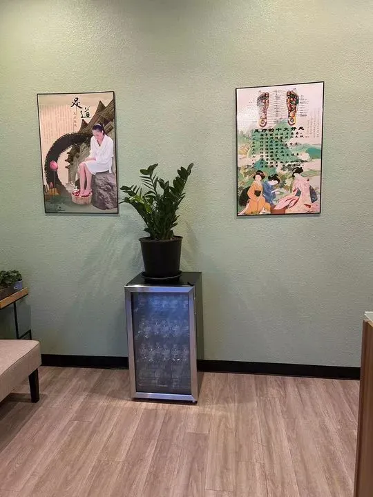 https://cdn.salonspotlight.com/photos/BcO9PkcsRu8i0ifwBeTe/17e77b88-41ae-4d32-b61f-b635d921545e_720x720