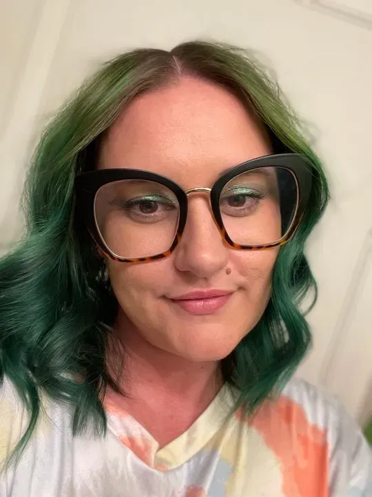 https://cdn.salonspotlight.com/photos/Bd6LNxmf8Ck0ILjGoS9T/b656698d-3030-4ac2-a79e-022423b007f2_720x720