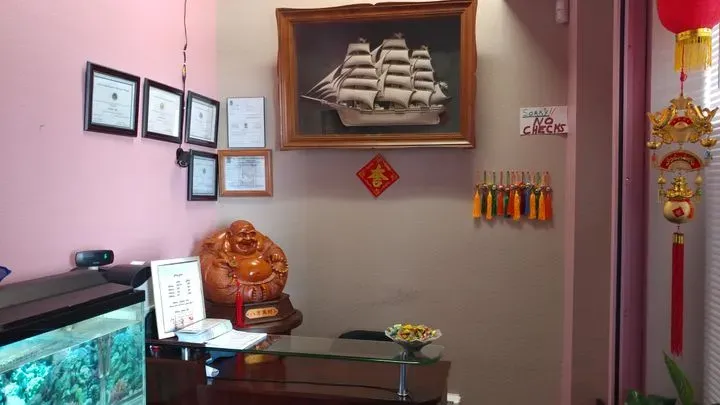 https://cdn.salonspotlight.com/photos/Br6CySJyMb2d5FKNTE1q/05b9edea-d281-468f-9f1d-a26bb217597d_720x720