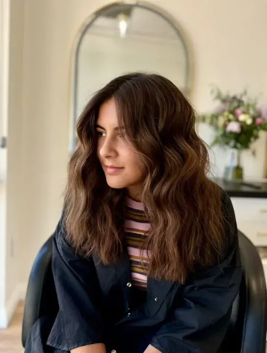 https://cdn.salonspotlight.com/photos/Bsa6IDHrHrAxGVnP44uo/6ec2bac3-4d50-4c98-8f30-5419bc59958e_720x720