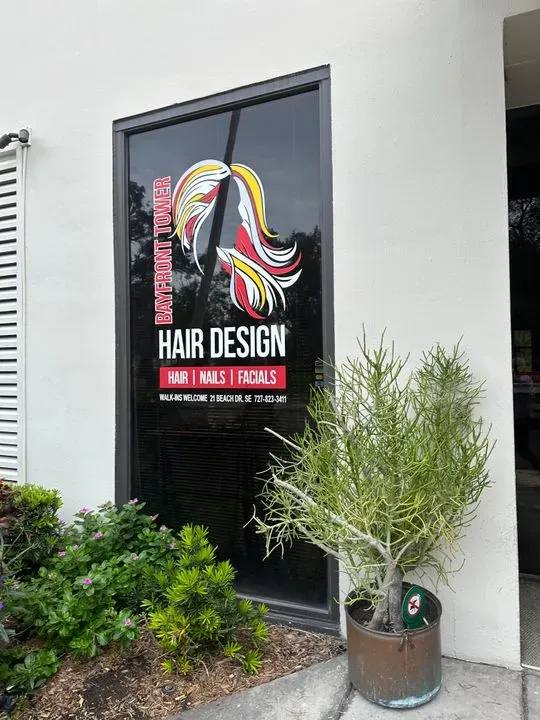 https://cdn.salonspotlight.com/photos/Btc6nMNuD1VczWQRKIpn/db2cf78c-565b-4d05-9b3f-ecc7ffbf6e78_720x720