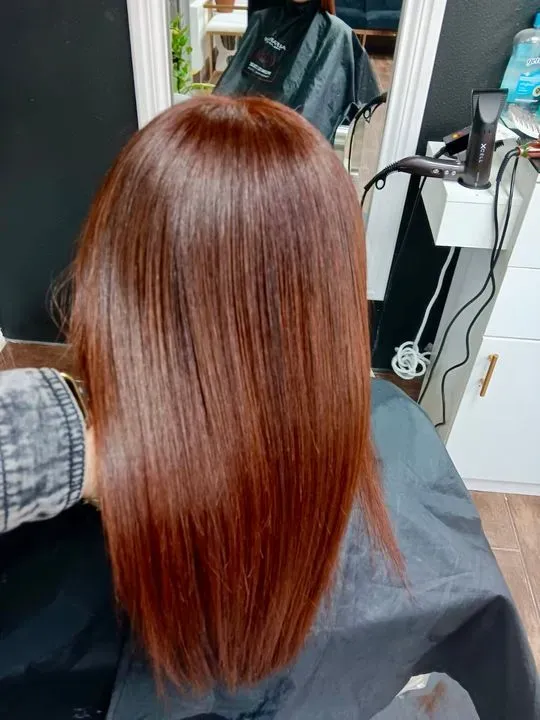 https://cdn.salonspotlight.com/photos/BteNeKsjx9YLAP7NIOJU/190fc617-7b84-48e1-82f4-f5accae018b1_720x720