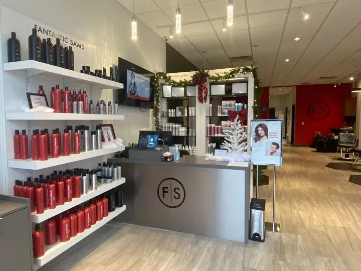 https://cdn.salonspotlight.com/photos/C3DcGunAUfMpIagB0CFR/de26fc98-5350-4ed5-9df9-2a65e847b96e_720x720