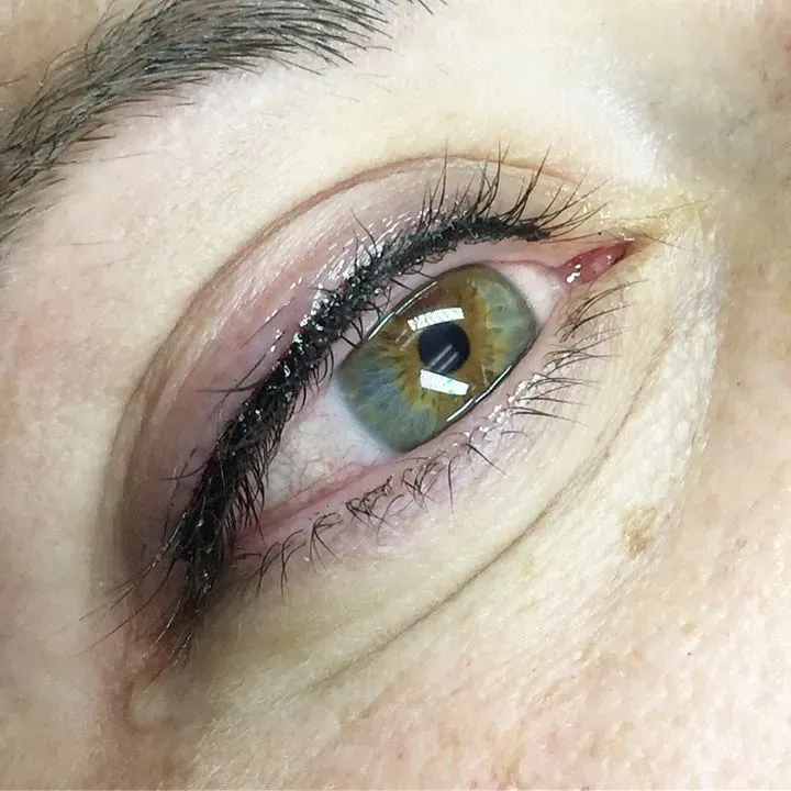 https://cdn.salonspotlight.com/photos/C3zkxnyXI1zW57FPvhz0/40987d9c-7909-4f13-82e4-928ca7aab03e_720x720