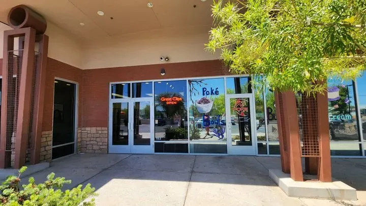 https://cdn.salonspotlight.com/photos/C8zAgHnALRmGpeeDEiRV/f4376546-3c29-4866-a902-98746f4a00ec_720x720