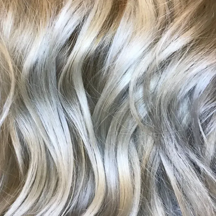 https://cdn.salonspotlight.com/photos/CHNE3sFmMdweaOmHyEap/80c84e05-22af-4c01-a983-c298d7afa2d7_720x720