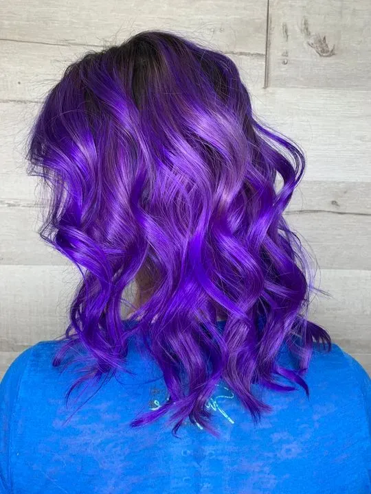 https://cdn.salonspotlight.com/photos/CZ8soN42Hev8clnL7ccv/df05e9f3-656a-4857-bc4f-64918b001368_720x720