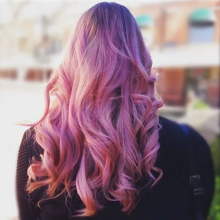 https://cdn.salonspotlight.com/photos/Ch4kHXPDeolOjaa300lD/6d4ee221-e629-477b-bc23-9c0a2e30d858_720x720