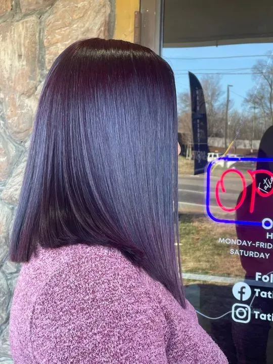 https://cdn.salonspotlight.com/photos/CmPAxgwZ36kkicnH3yNE/e554718d-72b1-4df1-b5a0-89d2d9258469_720x720