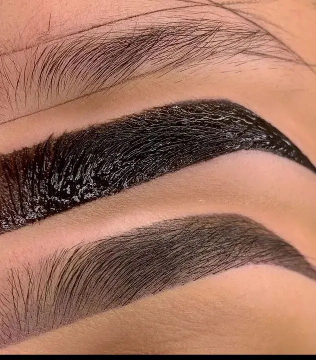 https://cdn.salonspotlight.com/photos/Cpy56Zxo4OegQbWp4FGw/37957377-c4d3-442c-a9f2-fe426fdac623_720x720