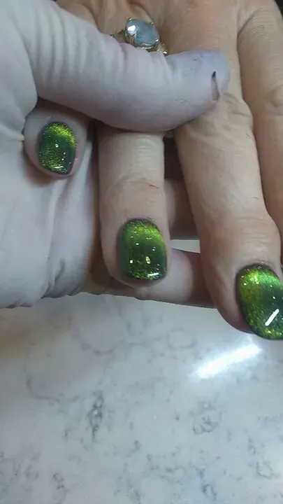 https://cdn.salonspotlight.com/photos/CwIJ4bZWkSYwypMAURLQ/9e2ff79e-048f-42fe-8394-23e1c0b9fe05_720x720
