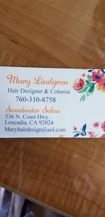https://cdn.salonspotlight.com/photos/D6hiqvQkmsuGlVILnDgv/78f1e7f8-451a-47af-854b-1b2c4ebe2d8d_720x720