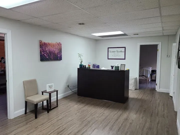 https://cdn.salonspotlight.com/photos/D7w2YYa075U0SWa2JuZP/11ceb511-eefb-468e-9c84-454f132f65d6_720x720