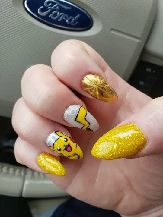 https://cdn.salonspotlight.com/photos/DEnBg3eVlhHORiuuDXOA/49ee848d-d4b2-49b3-8634-d3f624e58af6_720x720