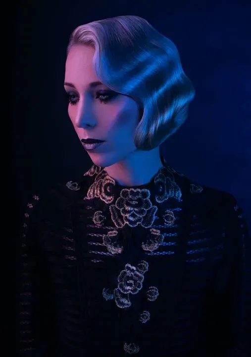 https://cdn.salonspotlight.com/photos/DJSeZQpgMfXzkiIomRsS/8850b7b4-3d56-43b1-8681-0c4427cb862a_720x720