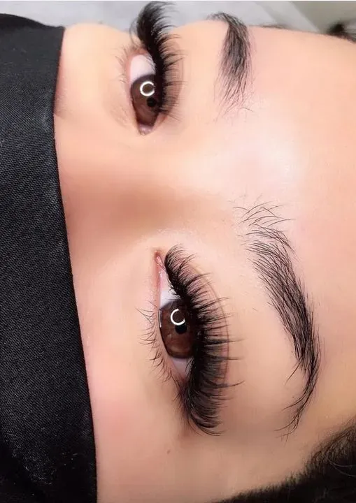 https://cdn.salonspotlight.com/photos/DLG57ZN6f3AickARsYEm/e88f5dc1-a9b4-4474-be3c-7d7b25498230_720x720
