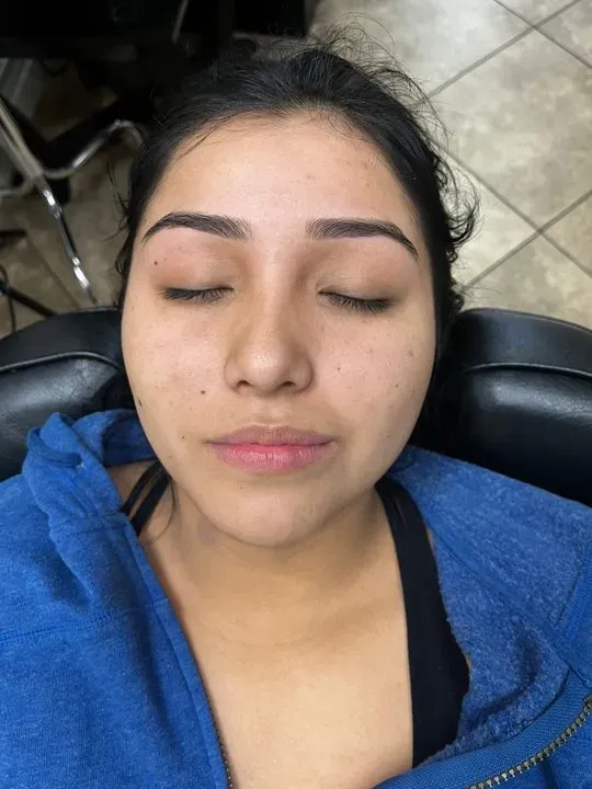 https://cdn.salonspotlight.com/photos/DO1CoUPEinvDmfvaOpls/fc48f071-8ae0-4170-a76a-b41fadbabf93_720x720