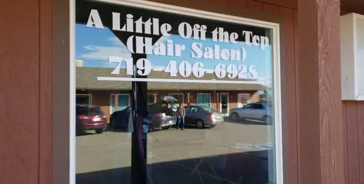 https://cdn.salonspotlight.com/photos/Dg6X00sWscM6rA8BK69b/e1100f6d-b6f2-4bf9-b269-0a28e2e3157f_720x720