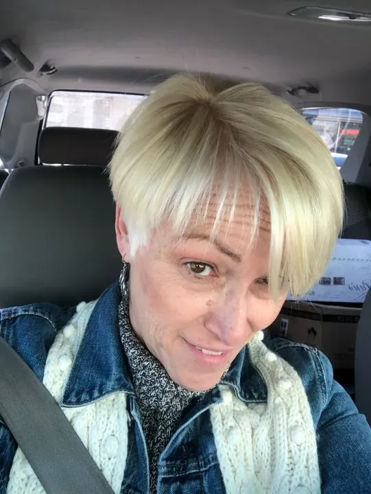 https://cdn.salonspotlight.com/photos/DoAHTvmbquQMI038rz94/2c8dcdbd-b3f8-41b5-8705-51144136515d_720x720
