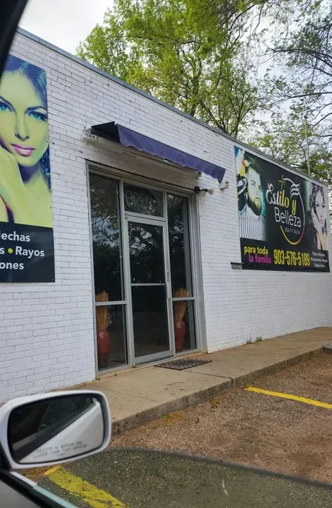 https://cdn.salonspotlight.com/photos/DupUatYvgpjcEEyw2YOr/2dc3d163-8be9-455f-af3b-e7682927a11f_720x720