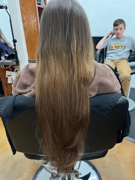 https://cdn.salonspotlight.com/photos/EA8UhW6CS9LbKheitQku/5f5c12f6-b38d-42e8-a0f7-c61a6bc34bd5_720x720