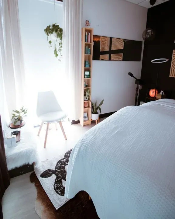 https://cdn.salonspotlight.com/photos/EHJ3vyFHafLefHjhcgu5/70f51b43-bf1b-4e7c-941c-acbe5659be1e_720x720
