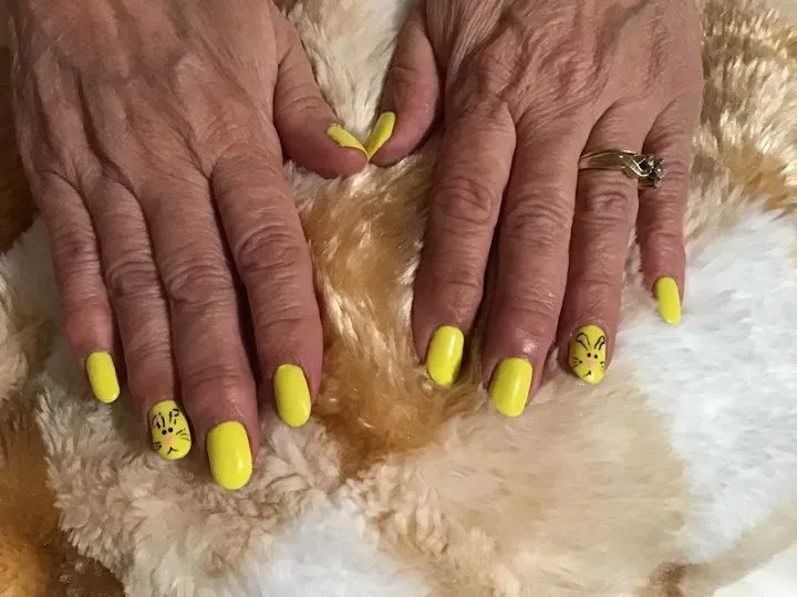 https://cdn.salonspotlight.com/photos/EJCKRu6UdayI2mgst0Gy/7864a097-f9cb-4672-96e0-66b1350f4345_720x720