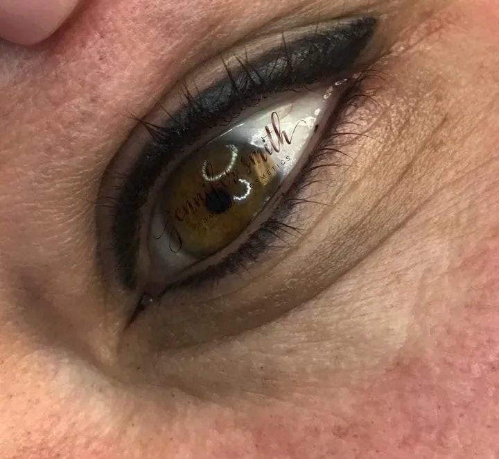 https://cdn.salonspotlight.com/photos/EJoVqiquYfkX3wINoiKy/0a46a334-8bca-4cc4-9941-fe740c9a901f_720x720