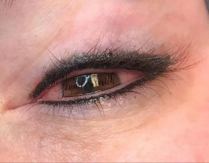 https://cdn.salonspotlight.com/photos/EJoVqiquYfkX3wINoiKy/f9018cb7-8c33-4bec-9229-f5e8253fbbee_720x720
