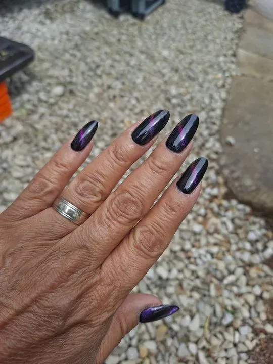 https://cdn.salonspotlight.com/photos/ELHO2edOrt0sZI2b8Jat/08ff8d10-c5cc-4ecc-a780-307e5be7c3e2_720x720